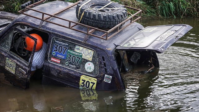 波兰主帅：即使踢得丑陋也要赢球；扎莱夫斯基染黄让我恼火